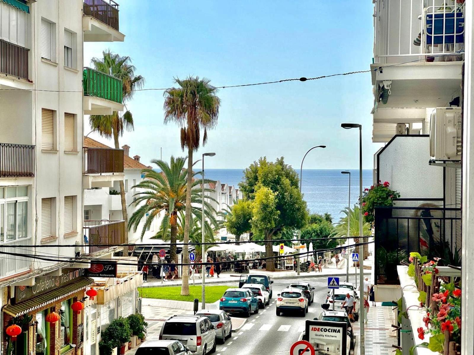 Apartamento En El Centro De Nerja Kültér fotó